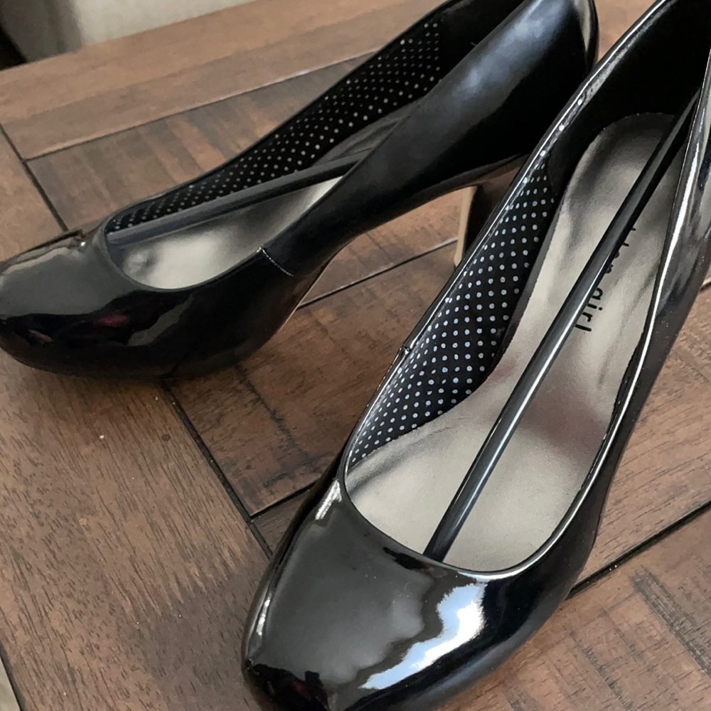 Madden girl heels black size 7.5